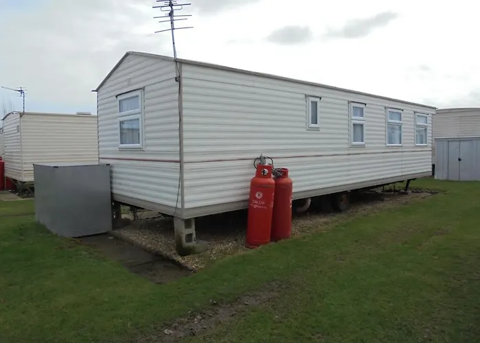 6 Berth On Golden Sands